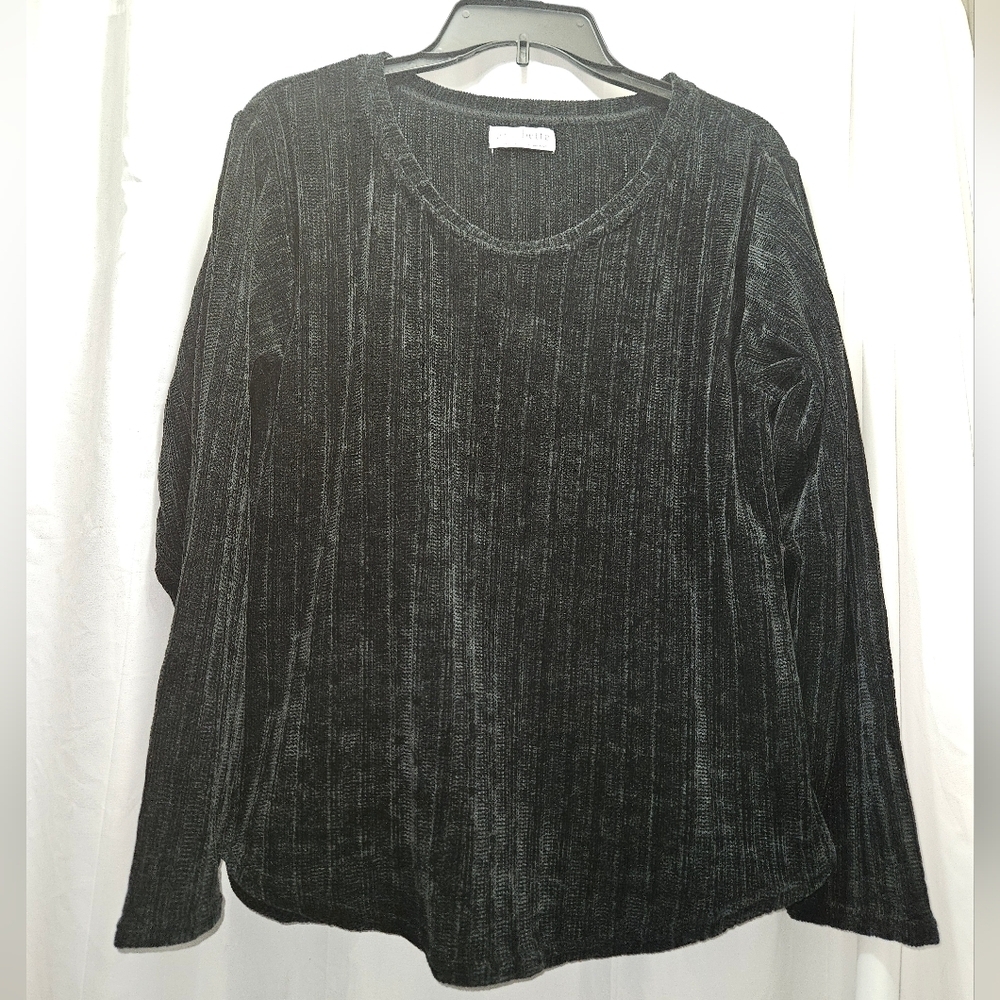 Jo & Bette Black Fleece Long Sleeve Pajama Top!
